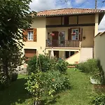 La Maison D'alice بيت للعطل