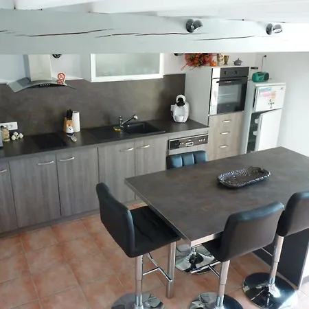 La Maison D'alice 펜션 Mas-Grenier