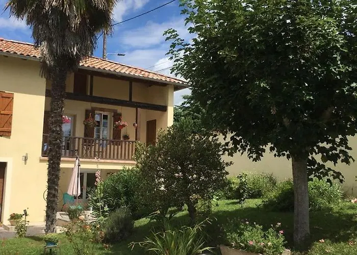 La Maison D'alice Дом отдыха Mas-Grenier